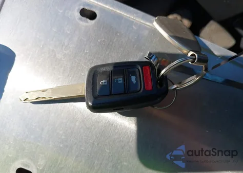 2017 Honda Cr-V Lx z USA, uszkodzony, nr VIN 2HKRW6H3XHH207730